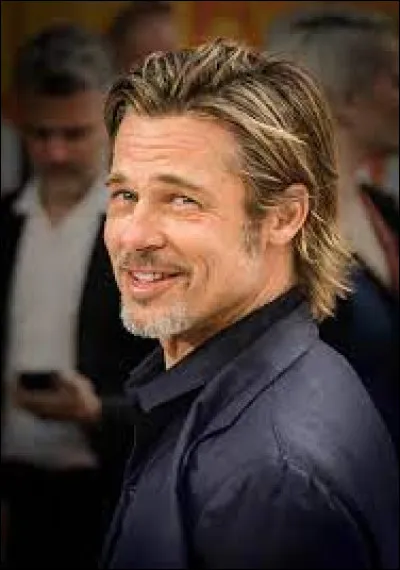 Et lui, qui est-il ?