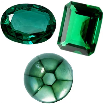 L'un des personnages principaux a les yeux verts...