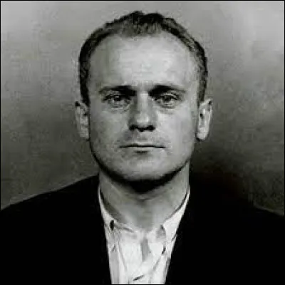 Le 16 novembre, Manouchian avait rendez-vous avec le chef des FTP-MOI ; les deux hommes sont arrêtés à la gare d'Evry : de qui s'agit-il ?