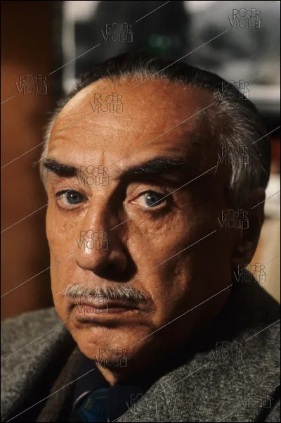 "Avec l'amour maternel, la vie vous fait, à l'aube, une promesse qu'elle ne tient jamais. " Cette citation a été écrite par :