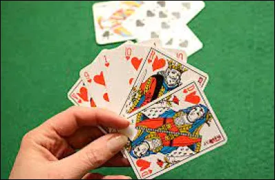 Au jeu de la Belote, le valet à l'atout vaut-il plus ou moins de points que le '9' à l'atout ?