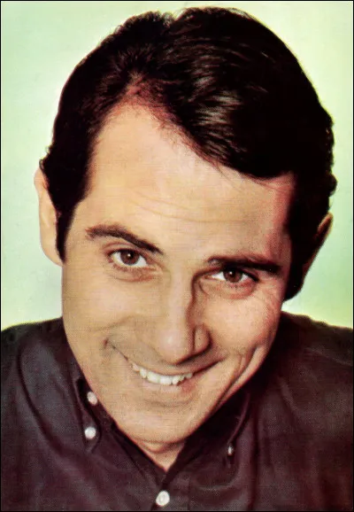 Cet acteur se prénomme Nestor dans une série télévisée. Quel est son véritable prénom ?