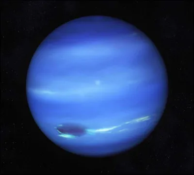 La dernière planète s'appelle Neptune.