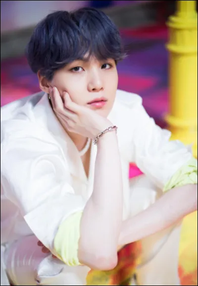 Qui est ce chanteur ?