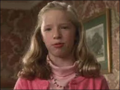 Comment s'appelle cette sur de Kevin ?