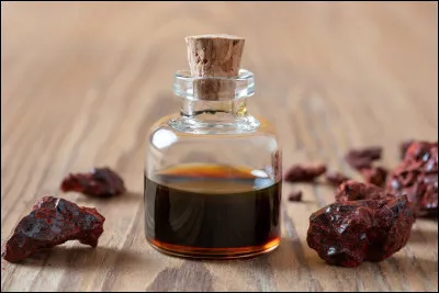 Combien d'usages du sang de dragon Albus Dumbledore a-t-il découverts ?