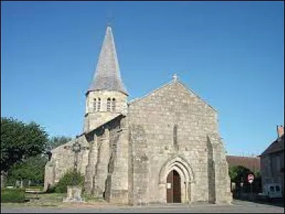 Voici l'église Saint-Patrocle, à La Celle. Village Bourbonnais, il se situe en région ...