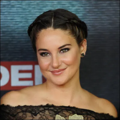 Quel est le nom de cette actrice révélée dans "Divergente" ?