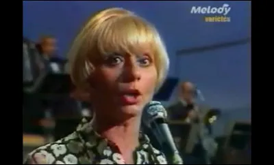 Selon Annie Cordy, pour qui n'est-ce pas commode d'être à la mode ?