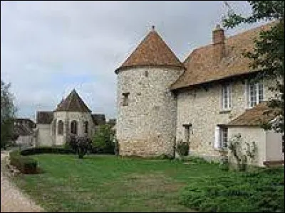 Nous terminons notre balade en Île-de-France, à la ferme du château de Valence-en-Brie. Nous sommes dans le département ...