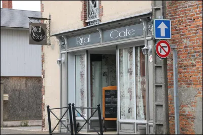 Qui chantait "Le Rital" en 1984 ?