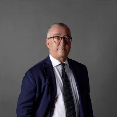 Qui est l'actuel président du parti Les Républicains ? (au 27/02/2024)