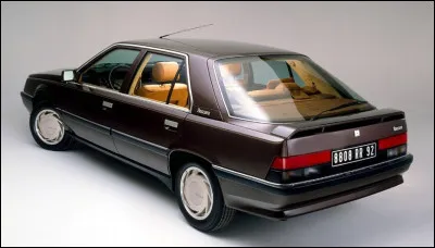 Quelle est cette auto qui disposait d'un hayon bulle ?