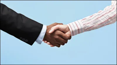 Aux élections législatives, le parti s'associe avec d'autres partis pour créer...