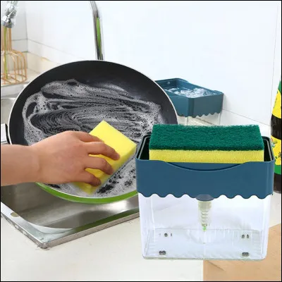 ➠ Passer léponge sur quelque chose :