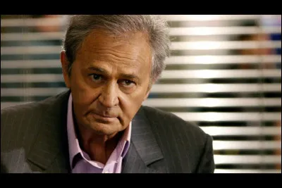 Comment le commissaire Navarro avait-il coutume de nommer les membres de son équipe de travail ?