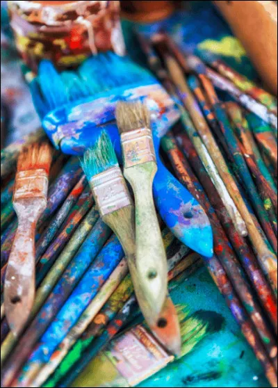 Il a r&eacute;alis&eacute; plus de 1500 tableaux.