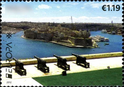 Un port, des canons... voilà qui est original (...ou pas !). Nous mettons à votre disposition 4 animaux, dont un seul a une consonance relativement proche de celle de la capital de l'endroit. Lequel ?