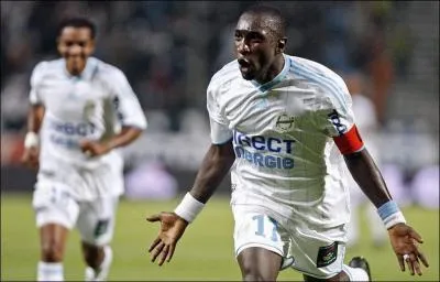 Dans quel club est parti cet attaquant, meilleur buteur de la Ligue 1 2009-2010 ?