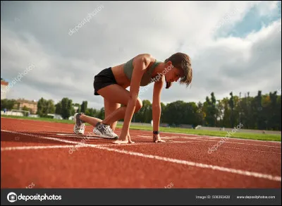 Elle est à ce jour la seule Française triple championne olympique en athlétisme.