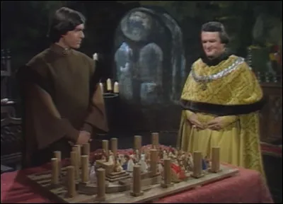 La saga "Les Rois maudits" a été écrite par Joseph Kessel.