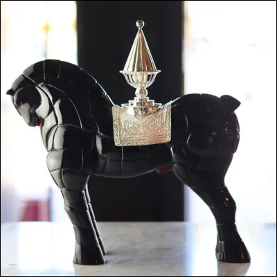 En voltige, que veut dire "la porteuse" ?