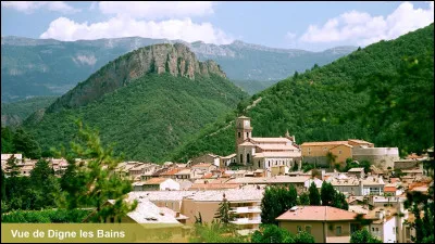 Quel est le nom du département ayant 04 pour code INSEE ?