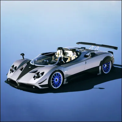 Quelle est cette marque de voiture ?