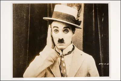 À quel âge Charlie Chaplin est-il mort ?