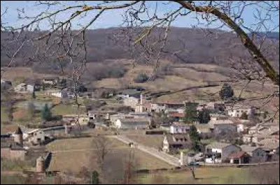 Village de Bourgogne-Franche-Comté, dans l'aire d'attraction Mâconnaise, Chasselas se situe dans le département ...