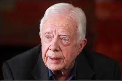 Cette année-là, Jimmy Carter reçoit le Prix Nobel de la paix.