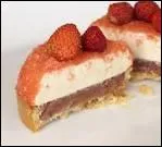 Quel est ce dessert qui se compose d'un macaron aux amandes accompagn d'une crme caramel, de poires minces et d'une crme chiboust qui le rend trs lger ?