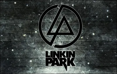 Linkin Park : le groupe a eu plusieurs changements de nom, qui ont été dans l'ordre Xero, Hybrid Theory, Lincoln Park et enfin, le nom qu'ils ont encore actuellement, Linkin Park.