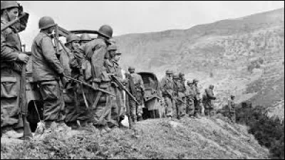 Le 1er novembre la guerre d'Algérie va commencer.
C'était il y a :