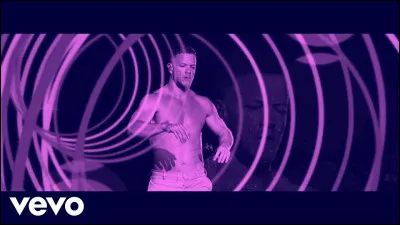 Complétez avec les mots qui manquent dans la chanson ''Symphony'' : 

''Cause this life is one big symphony
This ... is one for you and me
I'm the strings and you're the timpani
You're my constant tambourine
This life is one big ...
So glad I've got you next to mе
I'm the ... and you're the ...
This life's one big symphony''