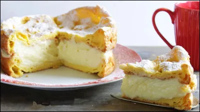 Gastronomie : Comment s'appelle cette tarte polonaise composée de deux couches de pâte à choux fourrées à la crème pâtissière ?