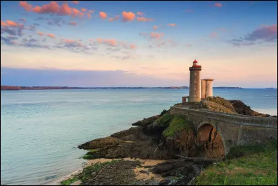 Vrai ou faux ? La Bretagne est la première région française en nombre de sites de production de bières.