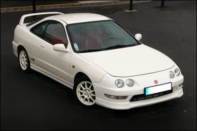 Quel régime moteur le VTEC de la Honda Integra Type R pouvait-il atteindre au maximum ?