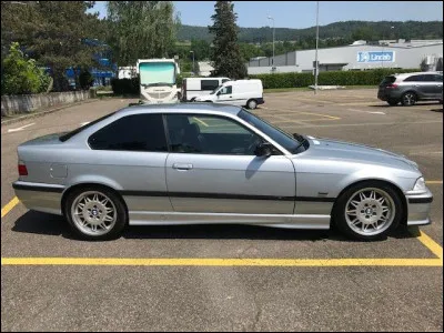 De quelle gamme de BMW Série 3 sagit-il ?