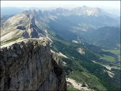 À qui doit-on, en 1943, la Marche à l'étoile ?