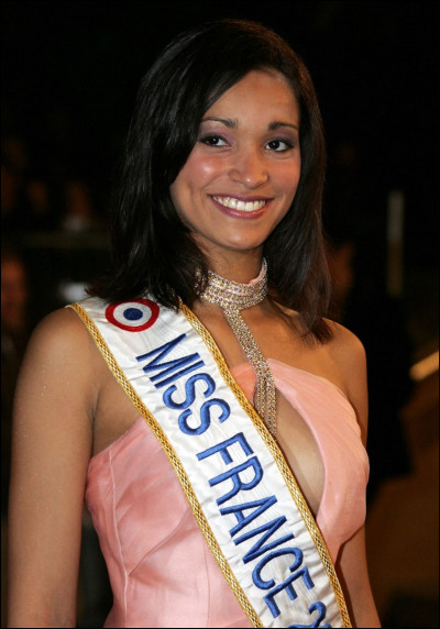 Qui remporte l'élection Miss France en 2005 ?