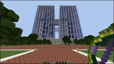 Tu es en retad pour le premier jour au lyc&eacute;e Yuei, que prends-tu pour y arriver &agrave; l'heure.