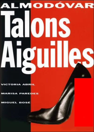 Qu'est-ce qui remplace le talon de cette chaussure ?