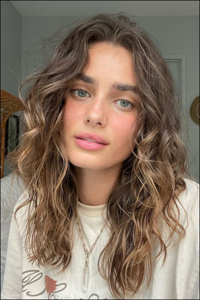 Quelle est la couleur de tes cheveux ?