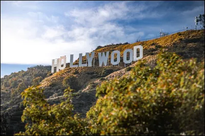 En quelle ann&eacute;e le panneau "Hollywood" a-t-il &eacute;t&eacute; construit ?