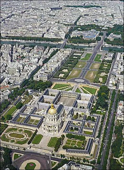 Qui a ordonné la construction de l'hôtel des Invalides le 24 février 1670 dans le but d'accueillir les soldats invalides de ses armées ?