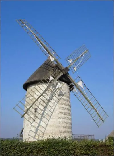 Combien y avait-il de moulins en France en 1809 ?