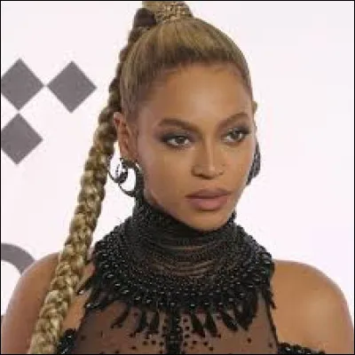 Quel surnom donne-t-on à Beyoncé ?