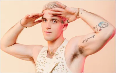 Je suis un titre de LAY et Lauv. Je suis tout frais, sorti en 2024 ! Comment m'appelle-t-on ?