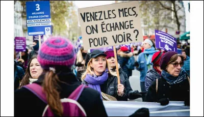 Pourquoi avant et même encore maintenant en 2024, parfois les femmes doivent-elles rester à la maison et s'occuper des tâches ménagères ?